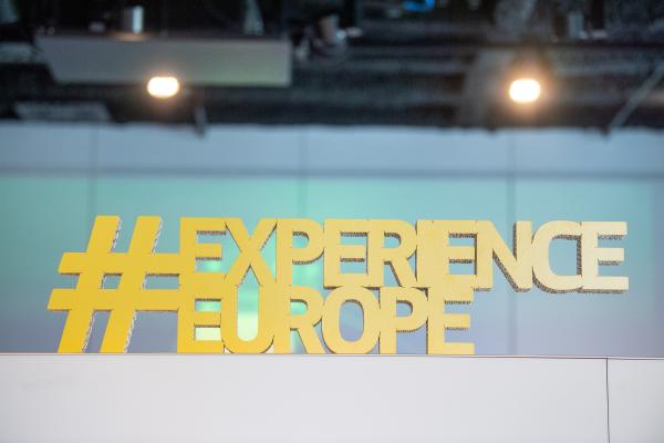 Participation of Johannes Hahn, European Commissioner, to the Inauguration of Experience Europe